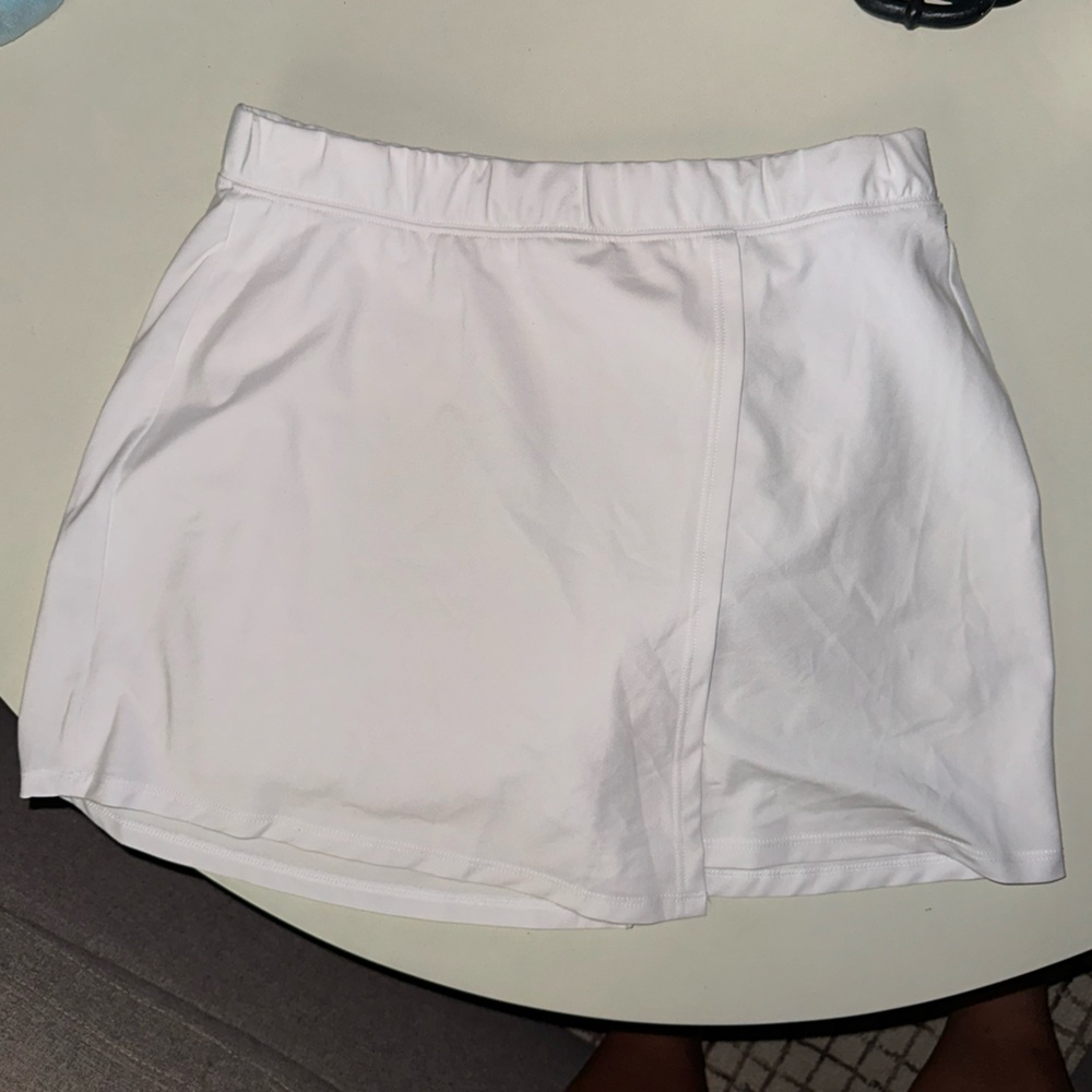 White A&F Tennis Skirt w/ Built In Shorts